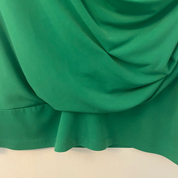 7th Ave NY&Co Women’s Beautiful Green Sleeveless Blouse -Sz Med - Picture 6 of 8